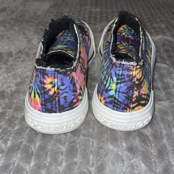 Rocket Dogs Tie Dye Low Top Canvas Sneakers. Size 8.  Lace free slipOns. - Picture 3 of 9